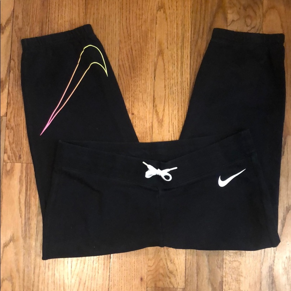 Nike Capri Joggers